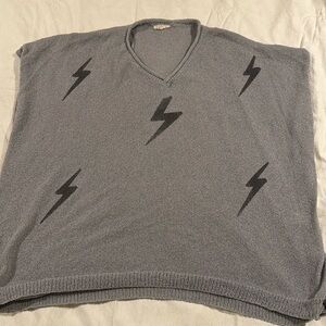 Easel Los Angeles lightning bolt oversized sweater, size large